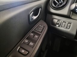 
										Renault Clio IV (Rot) full									