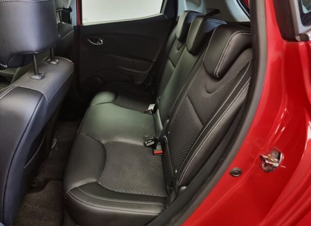 
								Renault Clio IV (Rot) full									