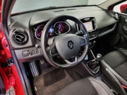 
										Renault Clio IV (Rot) full									