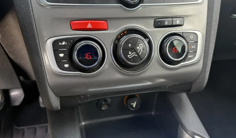 
								Citroën C4 PureTech 130 Shine S&S EAT6 full									